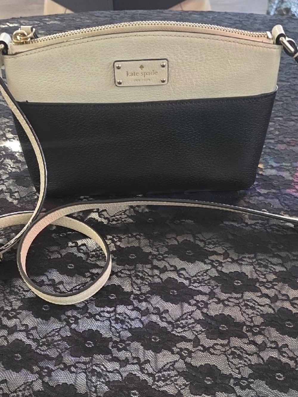 kate spade Black and Cream Pebbled Leather Crossbody